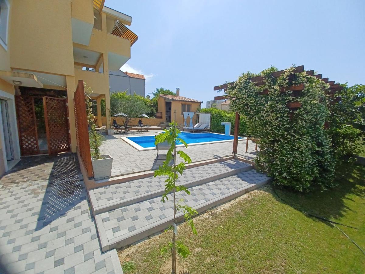 Villa Domjanovic Apartments Solin Exterior photo